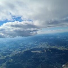 Flugwegposition um 15:15:05: Aufgenommen in der Nähe von Freyung-Grafenau, Deutschland in 2412 Meter